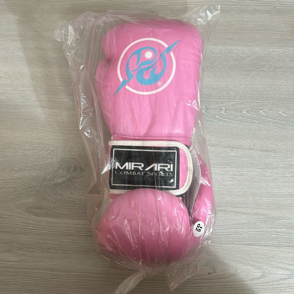 16oz Pink Velcro Boxing gloves